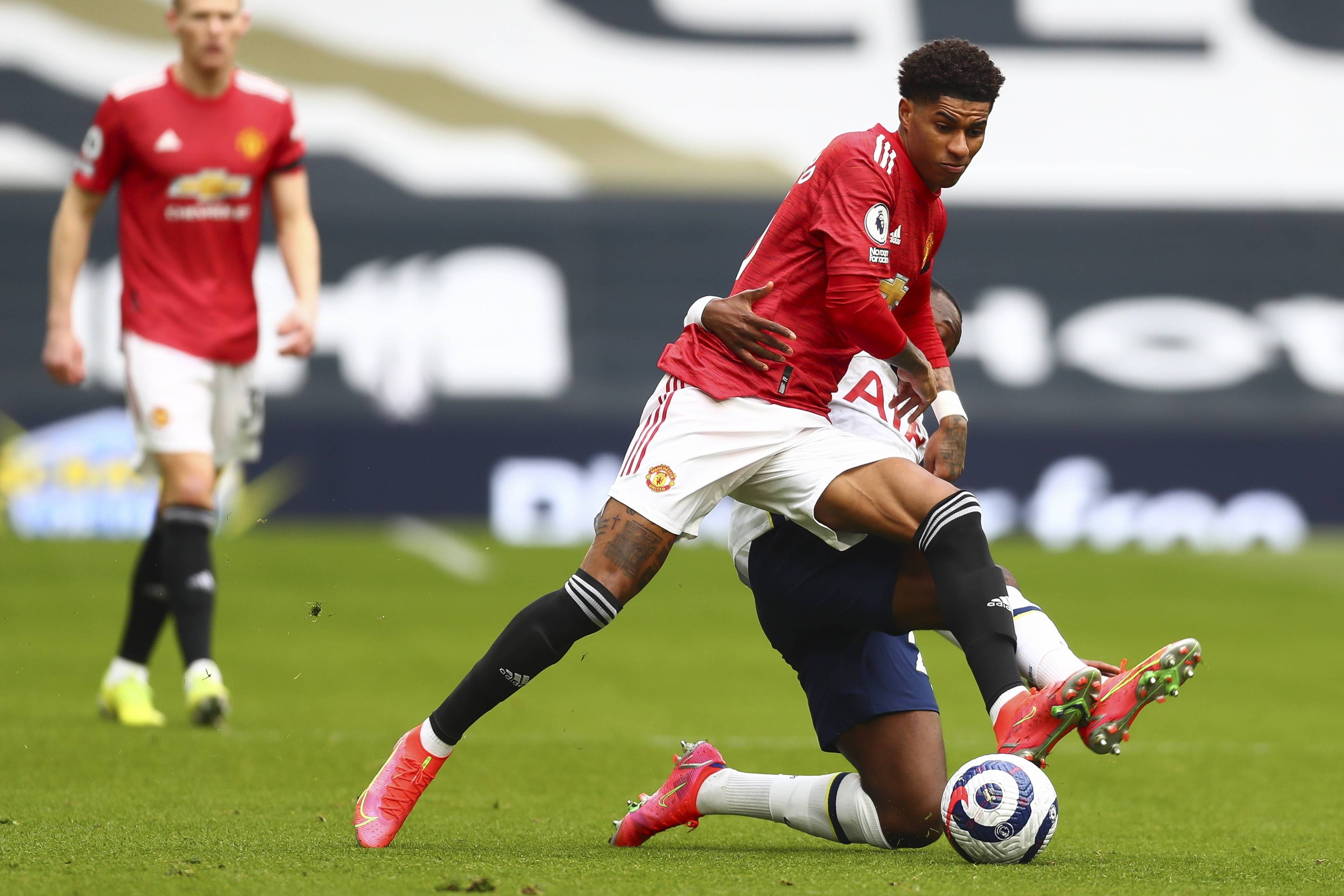 完胜孙颖莎 完胜孙颖莎